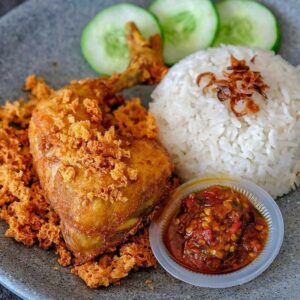 Ayam Penyet